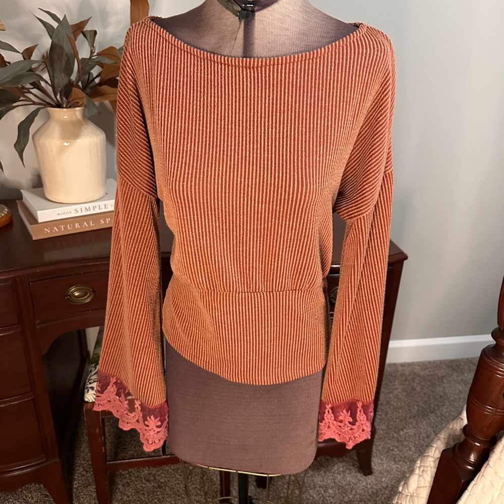 Gimmicks by BKE Red Striped Top